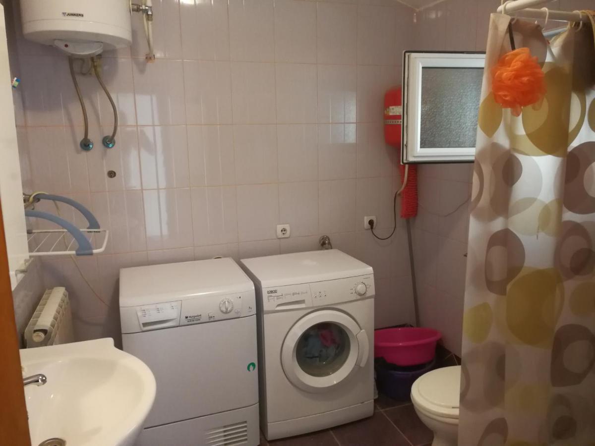 Ferienwohnung Tim Kotor Exterior foto