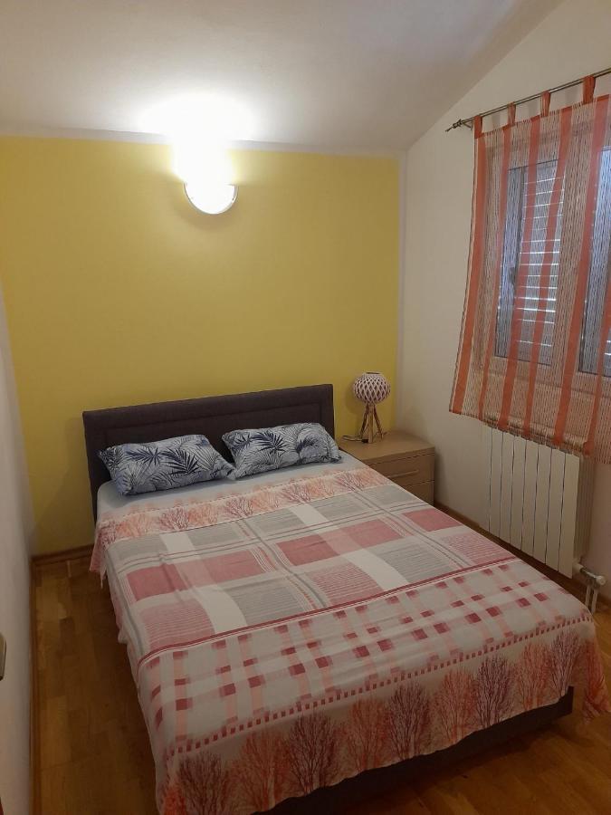 Ferienwohnung Tim Kotor Exterior foto